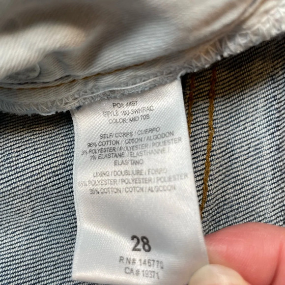 Re/Done 90's High Rise Ankle Crop Blue Jeans in Mid 70s Color Size 28 - Picture 11 of 12